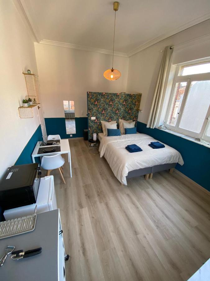 Capstay Roubaix Lille Private Shower & Netflix ภายนอก รูปภาพ