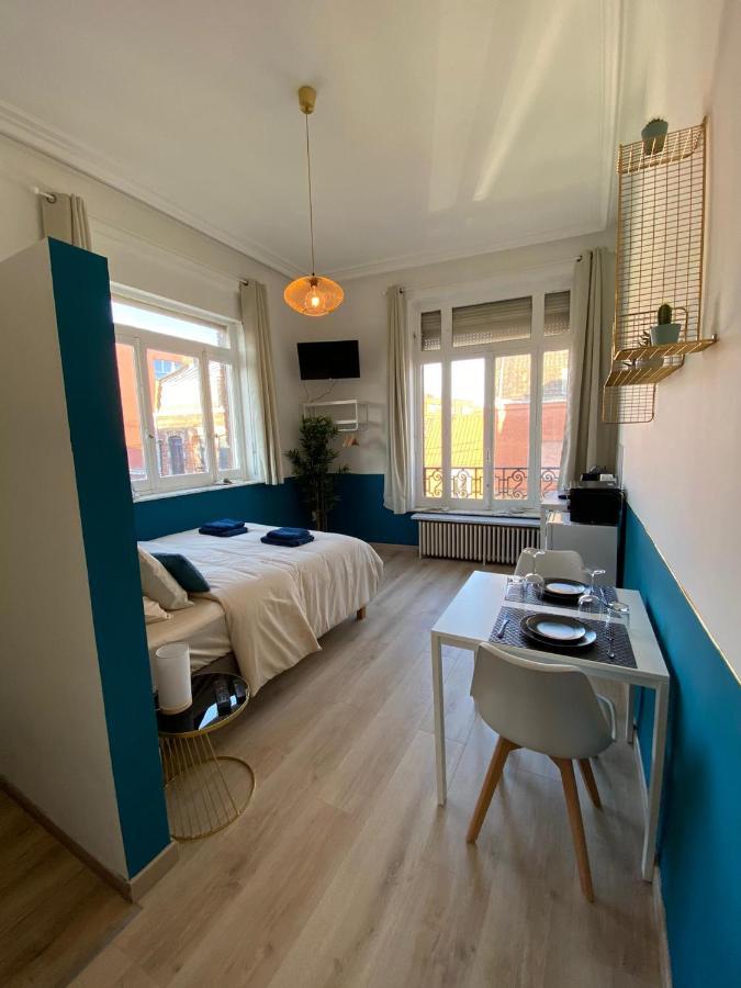 Capstay Roubaix Lille Private Shower & Netflix ภายนอก รูปภาพ