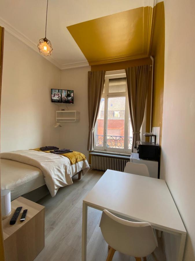 Capstay Roubaix Lille Private Shower & Netflix ภายนอก รูปภาพ