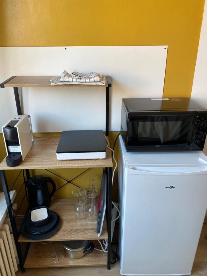Capstay Roubaix Lille Private Shower & Netflix ภายนอก รูปภาพ