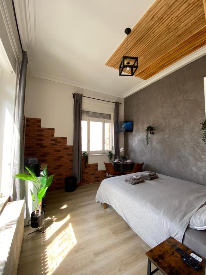 Capstay Roubaix Lille Private Shower & Netflix ภายนอก รูปภาพ