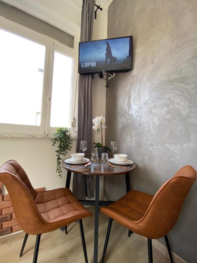Capstay Roubaix Lille Private Shower & Netflix ภายนอก รูปภาพ